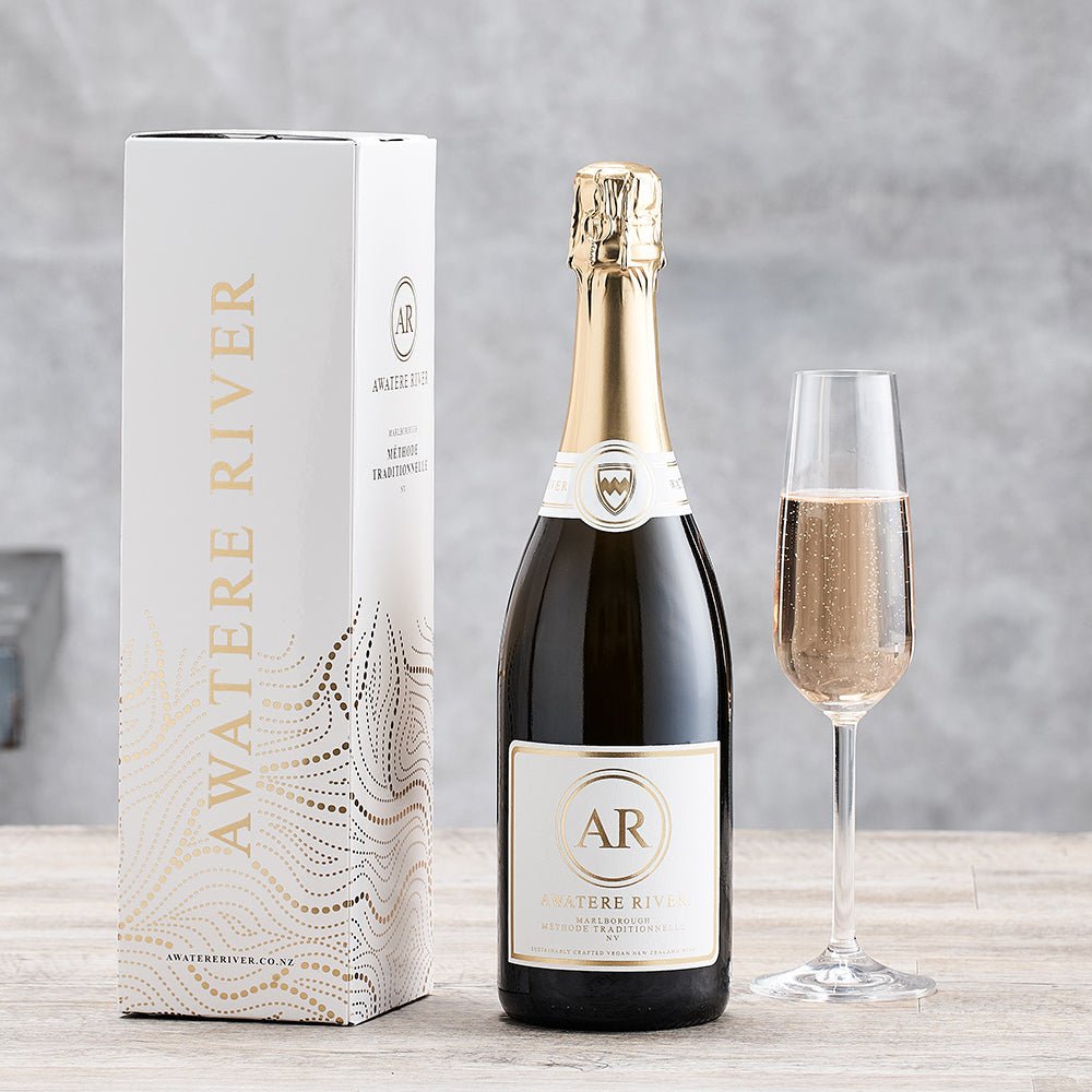 Awatere River Méthode Traditionelle NV Gift Pack - Gravity Cellars